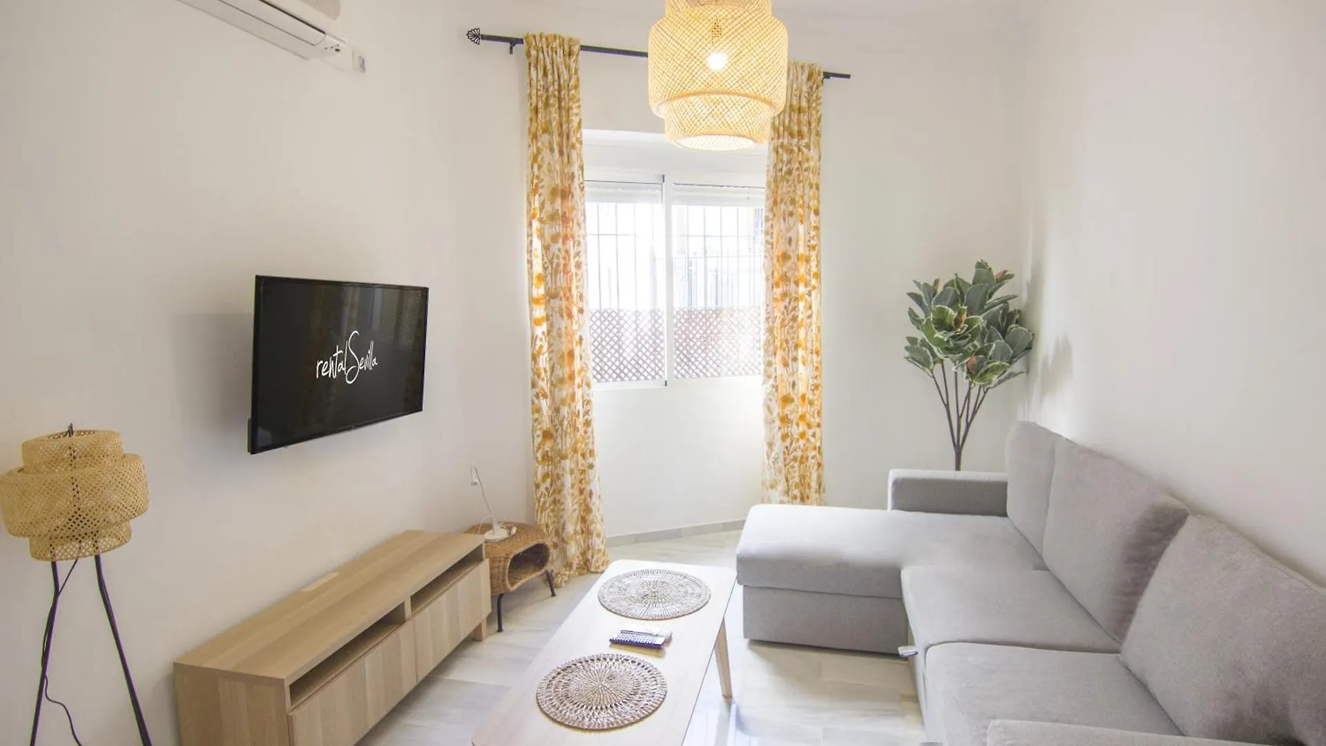 Apartment Rentalsevilla Rubens I Spain